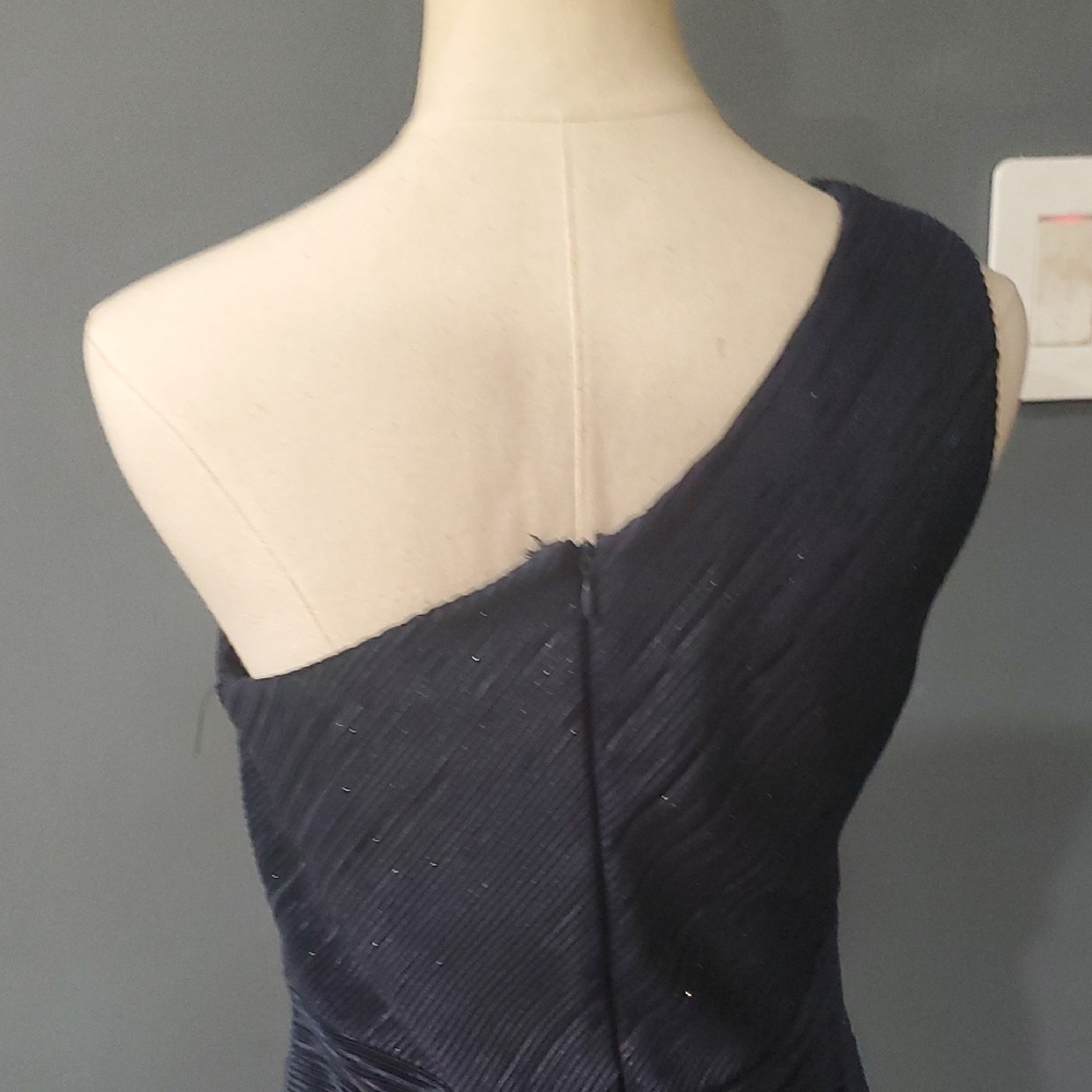 Chic One-Shoulder Navy Midi  Dress - Picture 7 of 15